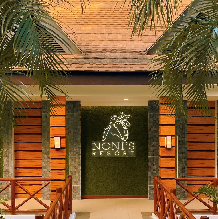 Noni's Resort in Philippines
